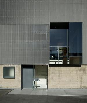 This photo shows the entrance during daytime. - Photo Credit: Richard Barnes