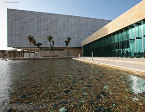 Library and Commons - Photo Credit: J. Picoulet